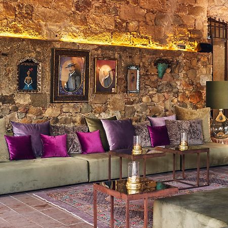 Hotel Castell D'Emporda La Bisbal d'Emporda Luaran gambar