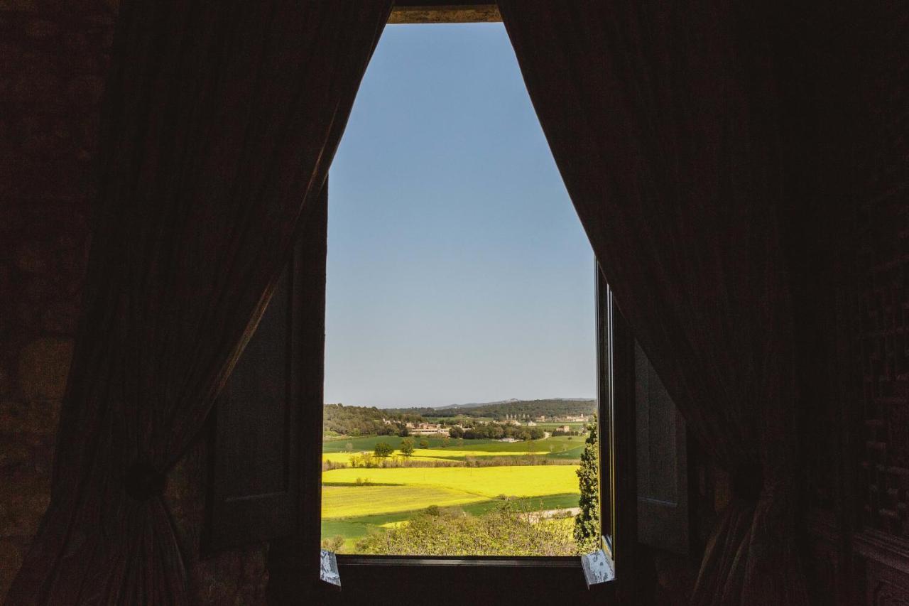 Hotel Castell D'Emporda La Bisbal d'Emporda Luaran gambar