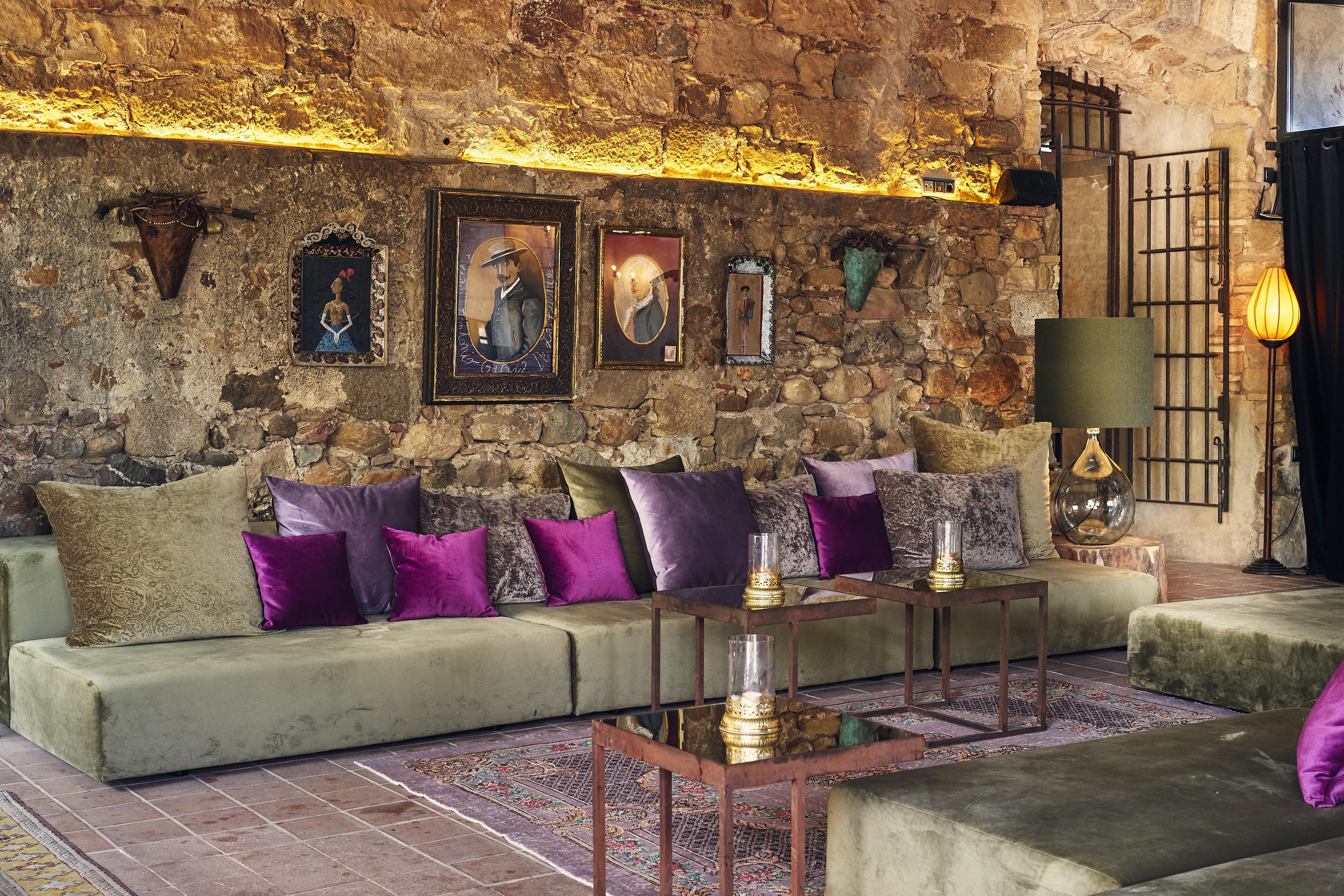 Hotel Castell D'Emporda La Bisbal d'Emporda Luaran gambar